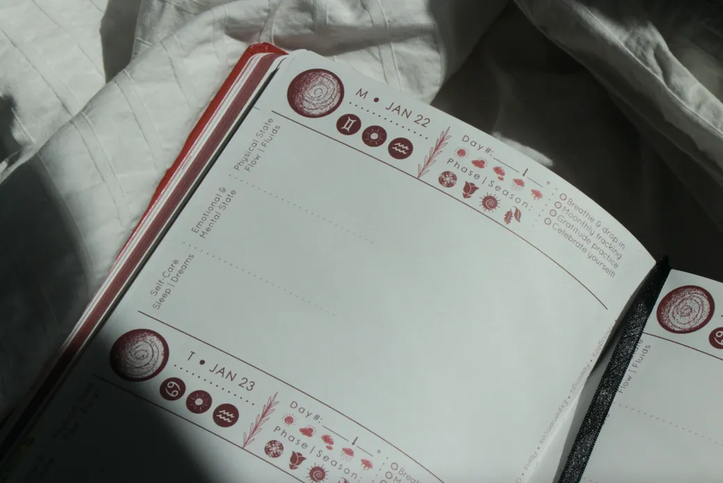 Wholesale - Cycles Journal® 2025: Moon, Menstrual & Mental Health Tracker